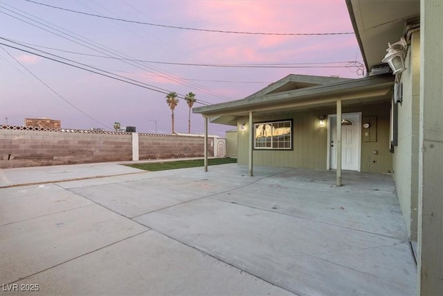 1628 Izabella Ave, Las Vegas, NV 89169 - view of patio terrace at dusk