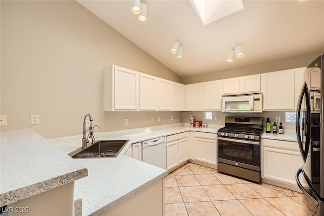 3311 Blue Ash Ln, Las Vegas, NV 89122 - photo 22