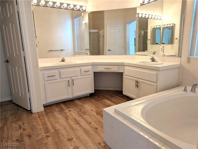 9728 Echo Hills Dr, Las Vegas, NV 89134 - photo 19
