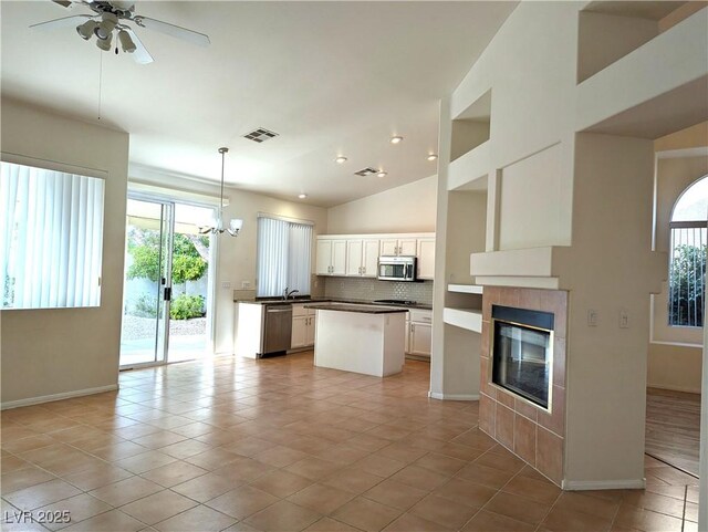 9728 Echo Hills Dr, Las Vegas, NV 89134 - photo 24