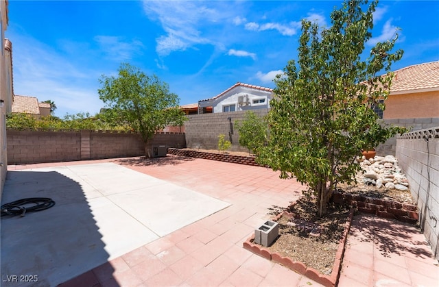 309 Clifton Heights Dr, Las Vegas, NV 89145 - fenced backyard featuring a patio