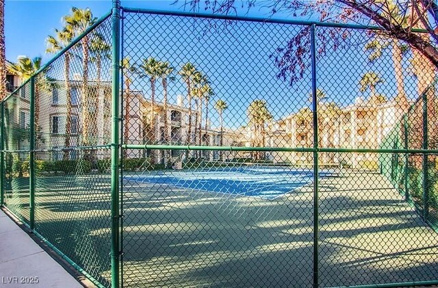 7127 S Durango Dr Unit 310, Las Vegas, NV 89113 - view of tennis court