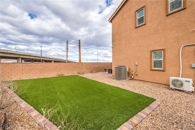 7948 Eastern Elk St, Las Vegas, NV 89149 - view of fenced yard