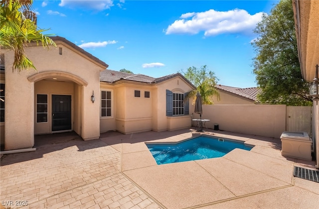 3029 Brownbirds Nest Dr, Henderson, NV 89052 - view of swimming pool featuring a patio area