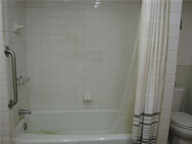 4950 Burnham Ave, Las Vegas, NV 89119 - bathroom featuring shower / bathtub combination with curtain