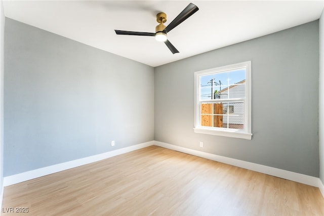 915 Melrose Dr, Las Vegas, NV 89101 - unfurnished room featuring light wood-style floors and a ceiling fan