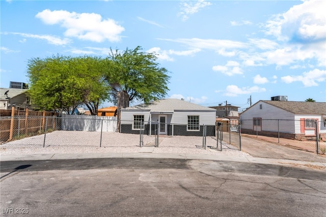 915 Melrose Dr, Las Vegas, NV 89101 - view of front of property with a gate and a fenced front yard