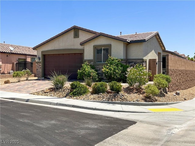 2772 Brinkley Manor St, Laughlin, NV 89029 - photo 2