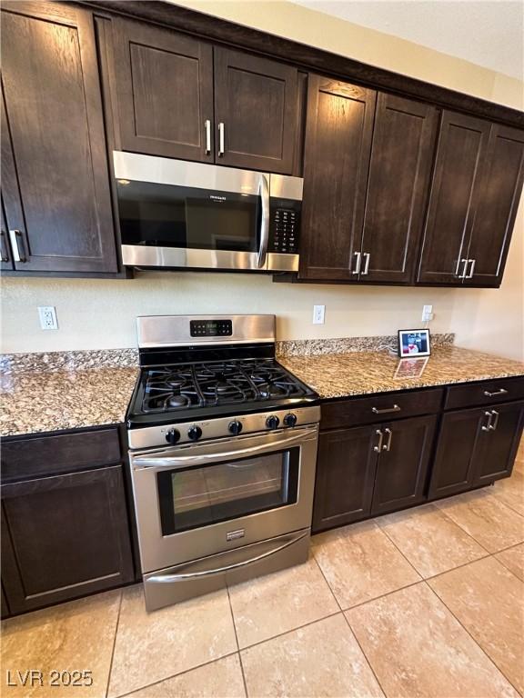 2772 Brinkley Manor St, Laughlin, NV 89029 - photo 10