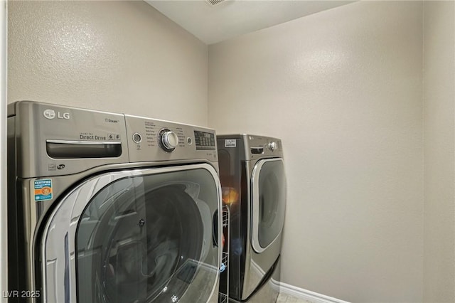 1922 Via Delle Arti, Henderson, NV 89044 - laundry area featuring separate washer and dryer