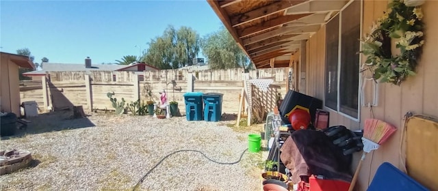 5068 Killarney St, Las Vegas, NV 89122 - view of yard
