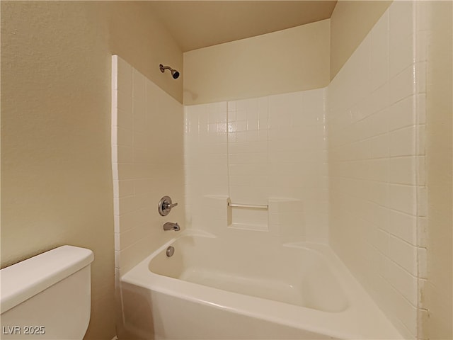 2132 Tierra Del Verde St, Las Vegas, NV 89156 - full bath with toilet and washtub / shower combination