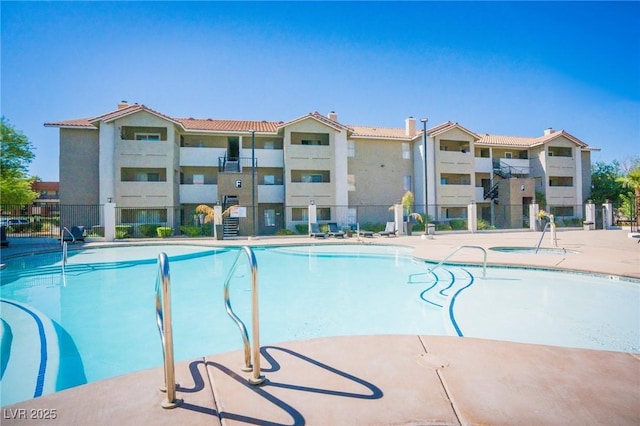 4200 S Valley View Blvd Unit 1035, Las Vegas, NV 89103 - view of community pool