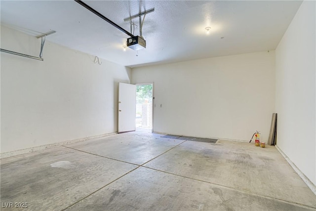 2925 Wigwam Pkwy Unit 1021, Henderson, NV 89074 - garage with a garage door opener