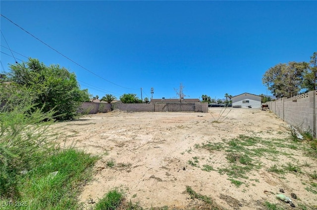 3917 Leon Ave, Las Vegas, NV 89130 - view of yard