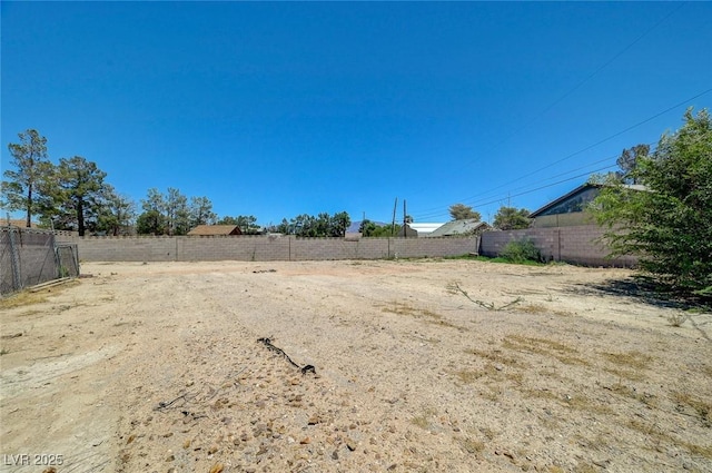 3917 Leon Ave, Las Vegas, NV 89130 - view of yard