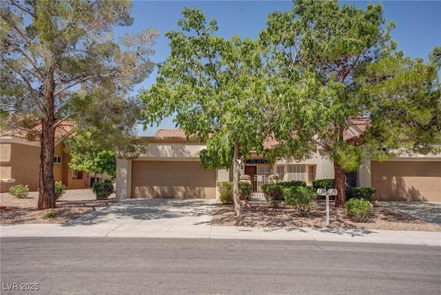2541 Desert Glen Dr, Las Vegas, NV 89134 - photo 1