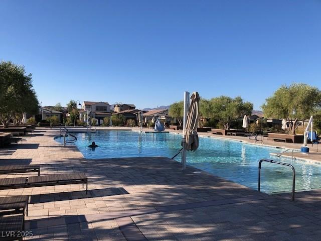 800 Rosewater Dr, Henderson, NV 89011 - community pool with a patio area