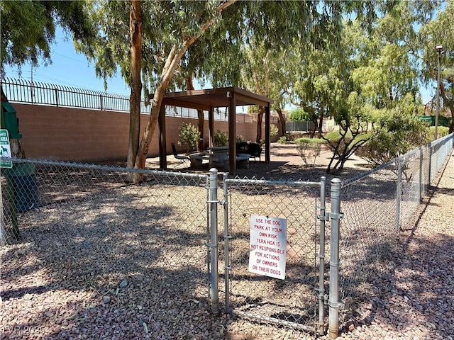 5751 E Hacienda Ave Unit 226, Las Vegas, NV 89122 - view of yard with a gate