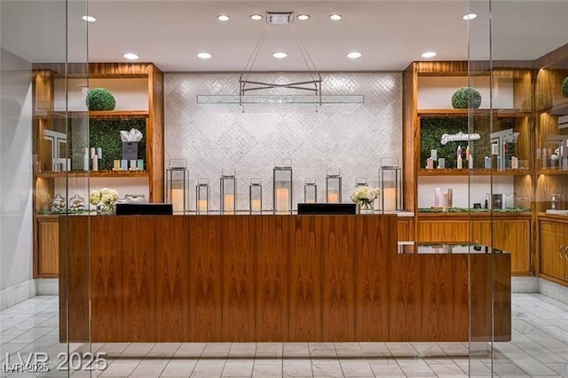 2000 N Fashion Show Dr Unit 3000, Las Vegas, NV 89109 - reception featuring recessed lighting