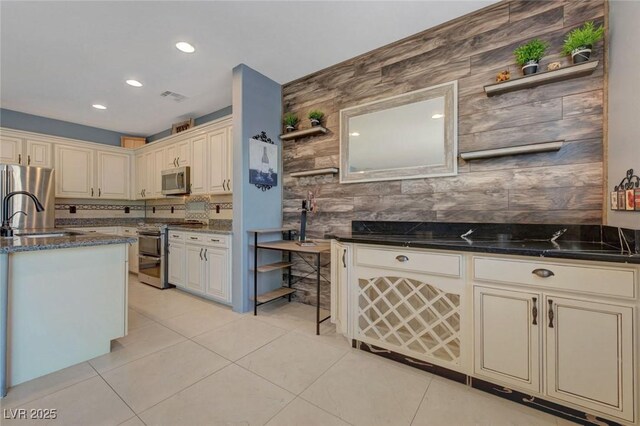 599 Wounded Star Ave, Las Vegas, NV 89178 - photo 12
