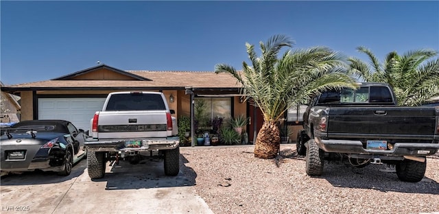 517 Longtree Ave, Henderson, NV 89011 - ranch-style house with a garage and driveway