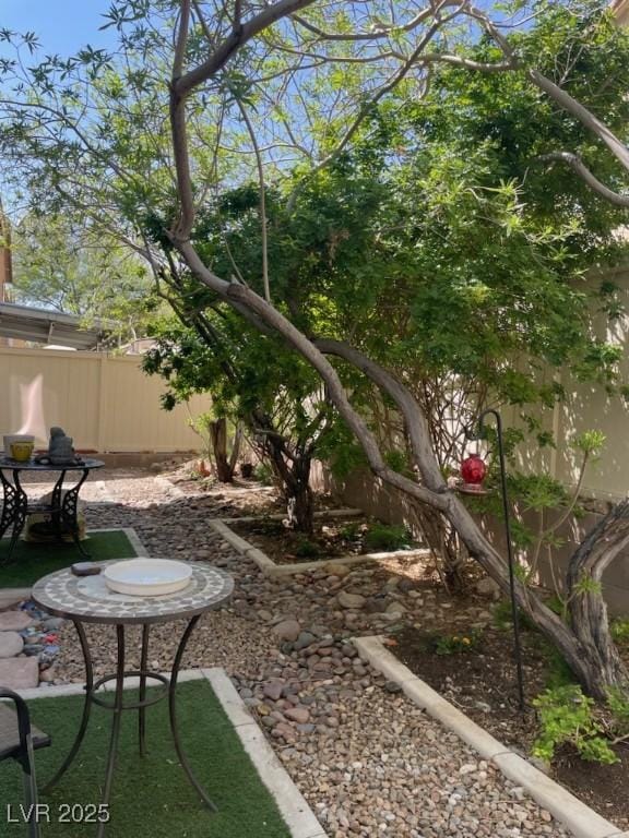 9022 Sosa Creek Ave, Las Vegas, NV 89149 - view of yard with a patio area