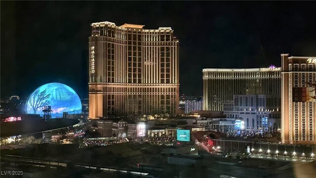 2000 N Fashion Show Dr Unit 2627, Las Vegas, NV 89109 - photo 20