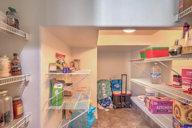 4016 Gaster Ave, North Las Vegas, NV 89081 - view of pantry