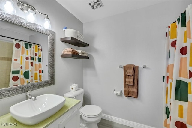 7100 Pirates Cove Rd Unit 2076, Las Vegas, NV 89145 - bathroom with vanity and a shower with shower curtain