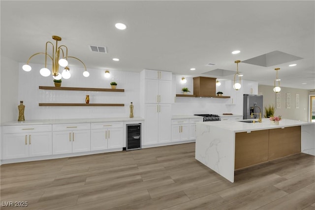 4637 Balfour Dr, Las Vegas, NV 89121