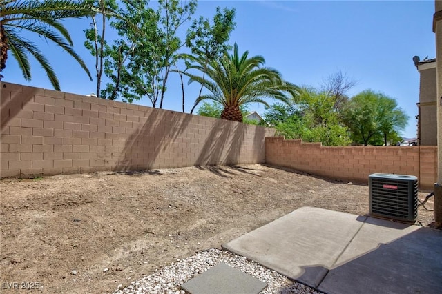 6170 E Sahara Ave Unit 1076, Las Vegas, NV 89142 - fenced backyard with a patio