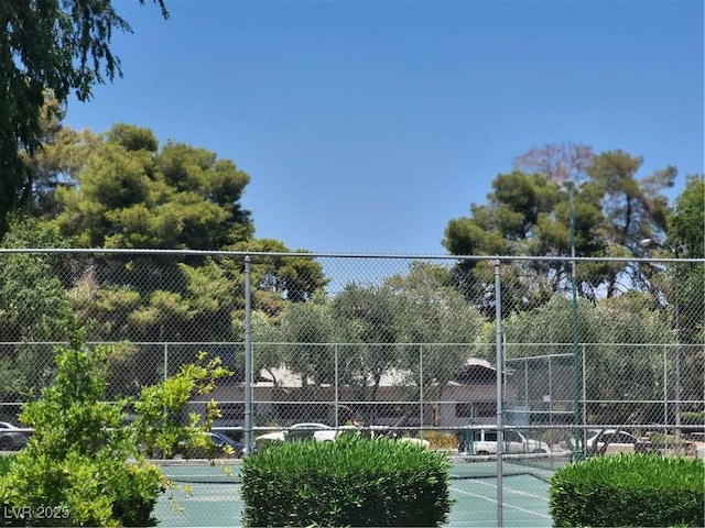 745 Greenbriar Townhouse Way, Las Vegas, NV 89121 - view of tennis court