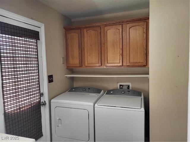 745 Greenbriar Townhouse Way, Las Vegas, NV 89121 - laundry area with washer and dryer and cabinet space
