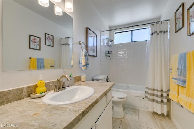 368 Umbria Way, Henderson, NV 89014 - full bathroom featuring vanity and shower / bath combination with curtain