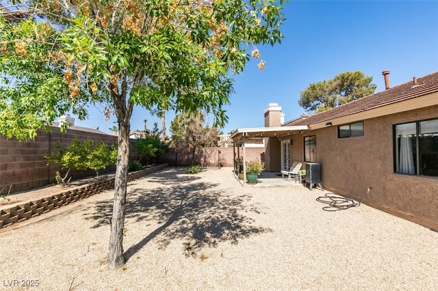 368 Umbria Way, Henderson, NV 89014 - fenced backyard featuring a patio