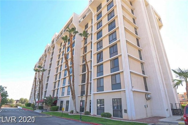 3930 University Center Dr Unit 901, Las Vegas, NV 89119 - view of building exterior