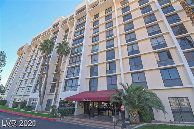 3930 University Center Dr Unit 901, Las Vegas, NV 89119 - view of apartment building / complex