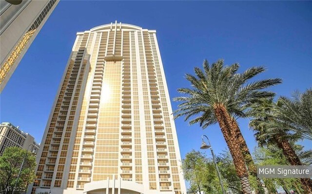 125 E Harmon Ave Unit 2218, Las Vegas, NV 89109 - photo 25