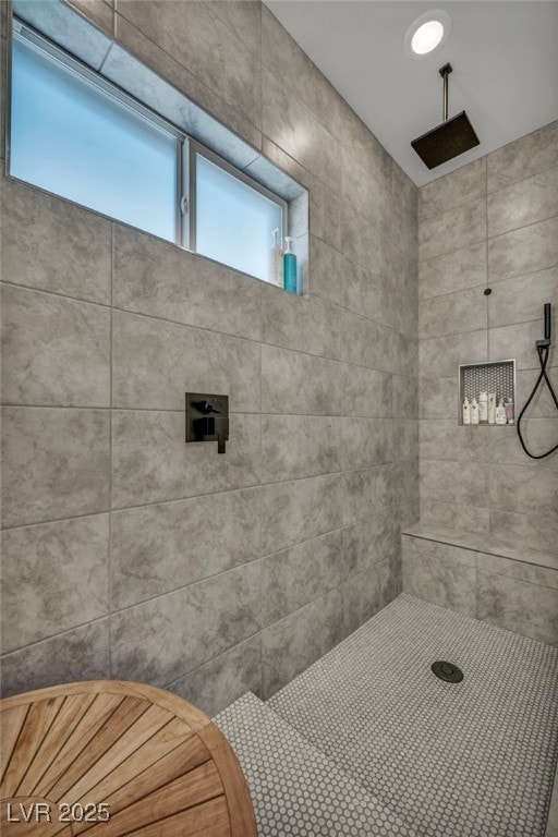 5851 Slate Rock Ct, Las Vegas, NV 89149 - bathroom with tiled shower