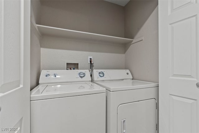 5042 S Rainbow Blvd Unit 206, Las Vegas, NV 89118 - laundry room featuring independent washer and dryer