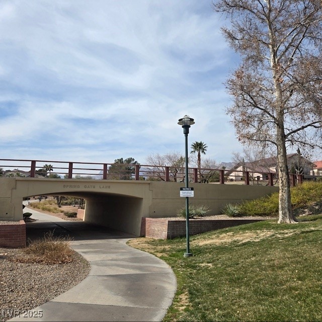 9517 Mountainair Ave, Las Vegas, NV 89134 - view of community with a yard