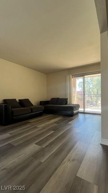 5000 Indian River Dr Unit 483, Las Vegas, NV 89103 - photo 2