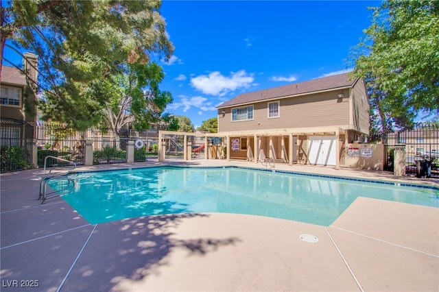 2696 Jennydiane Dr, Las Vegas, NV 89121 - community pool with a patio area