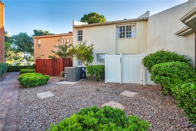 882 Tam O Shanter, Las Vegas, NV 89109 - view of property exterior with a gate and a cooling unit