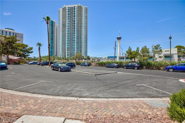 572 Tam O Shanter, Las Vegas, NV 89109 - view of property with uncovered parking