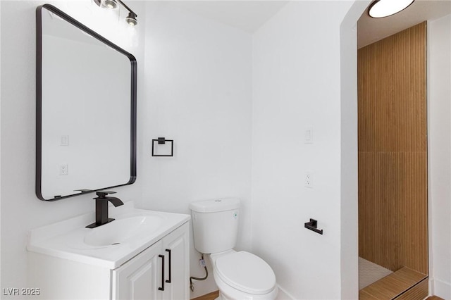 572 Tam O Shanter, Las Vegas, NV 89109 - bathroom featuring vanity and toilet