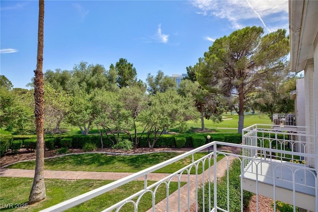 572 Tam O Shanter, Las Vegas, NV 89109 - view of balcony