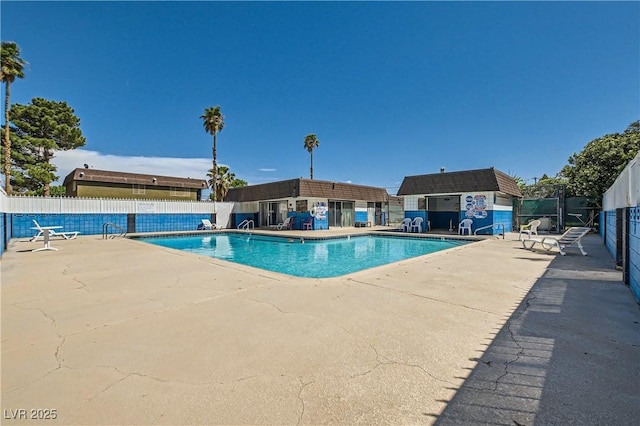 4683 Monterey Cir Unit 4, Las Vegas, NV 89169 - community pool with a patio area