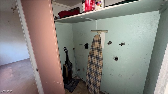 7056 Sprucewood St, Las Vegas, NV 89147 - photo 22